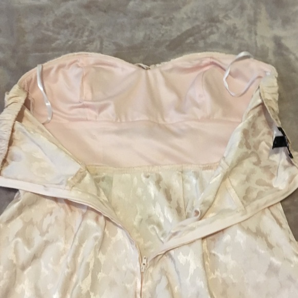 Light Pink Tube Dress w/ Pockets - Picture 6 of 8